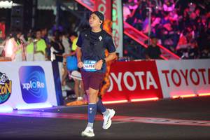 BIB: 4499
                            <button type="button" onclick="openModal(23178338)" class="btn btn-primary btn-sm float-right btn-popup" data-toggle="modal" data-target=".modal-high-quality">
                        <i class="fas fa-shopping-cart"></i> Add to Cart
                    </button>
                                            <button type="button" onclick="isThisMe(23178338, true)" class="btn btn-success btn-sm float-right btn-popup btn-isme hidden" data-toggle="tooltip" data-placement="bottom" title="นี่คือรูปของคุณใช่ไหม คลิกที่นี่เพื่อเอาเข้าอัลบั้ม">
                        <i class="fas fa-plus"></i> Add to album
                    </button>
                    <button type="button" onclick="isThisMe(23178338, false)" class="btn btn-warning btn-sm float-right btn-popup btn-isnotme hidden">
                        <i class="fas fa-ban"></i> Remove from album
                    </button>